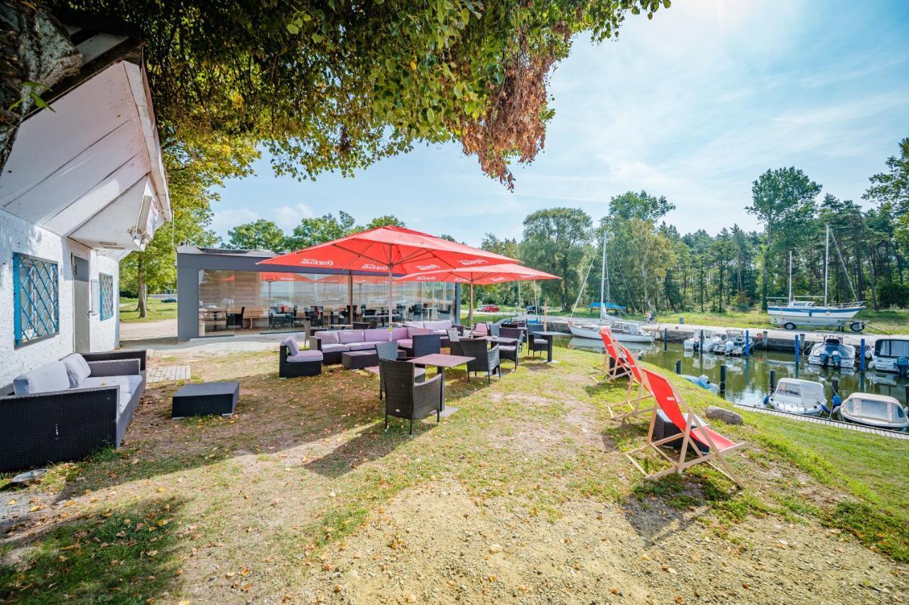 Marina Martinshafen Hotel Sassnitz Buitenkant foto